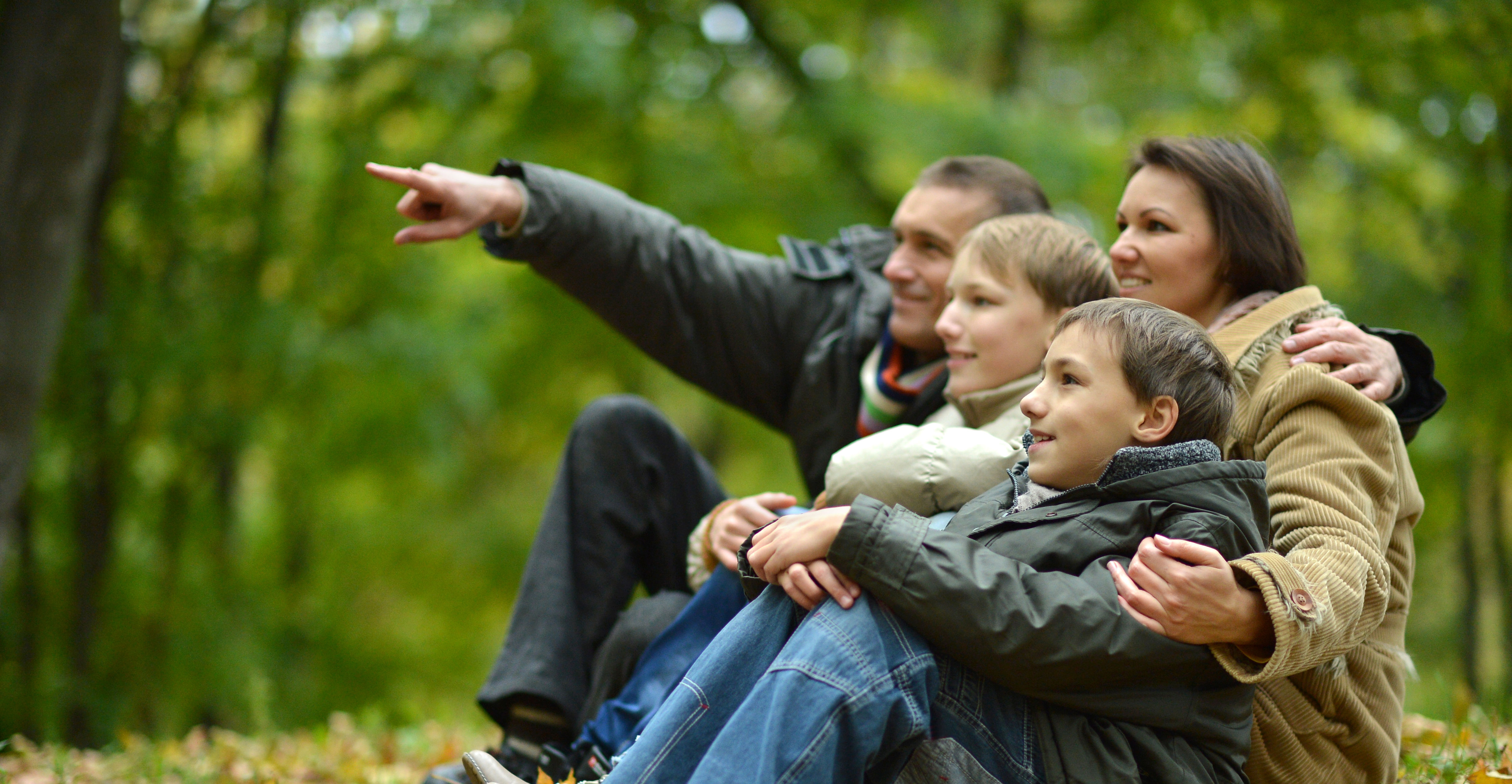 Familie i skoven